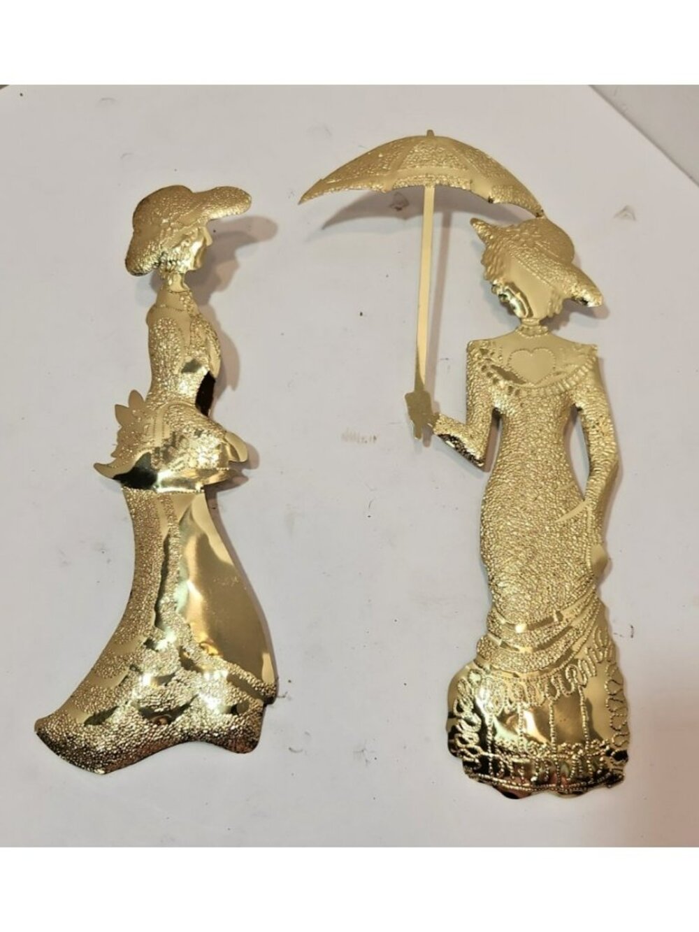 2 Vtg Home Interior Lady Silhouettes Umbrella Brass Wall Hanging  Decorative MCM